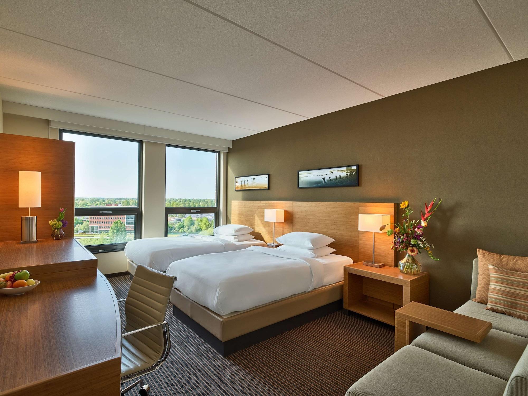 Hyatt Place Amsterdam Airport 4* Hoofddorp